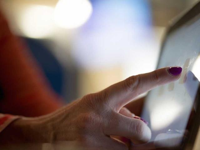 earnestine_kris_qAuz